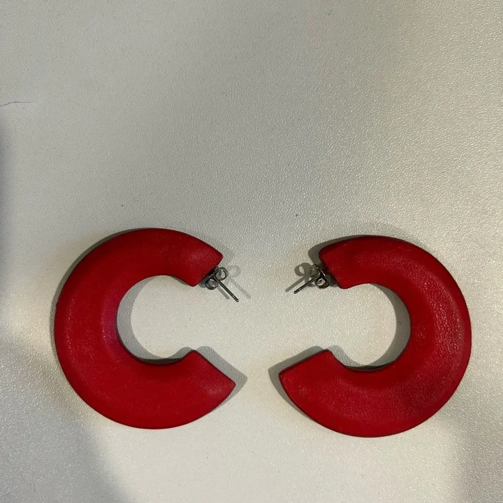 Zara Statement Hoop Leather Earrings – Red & Brown – NWOT